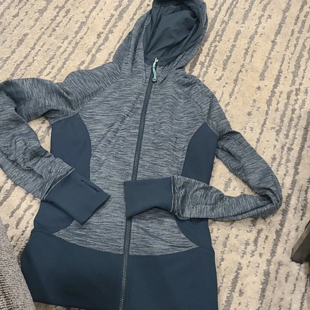 Lululemon In Flux Hooded Jacket Reversible - 6 - Picture 12 of 13